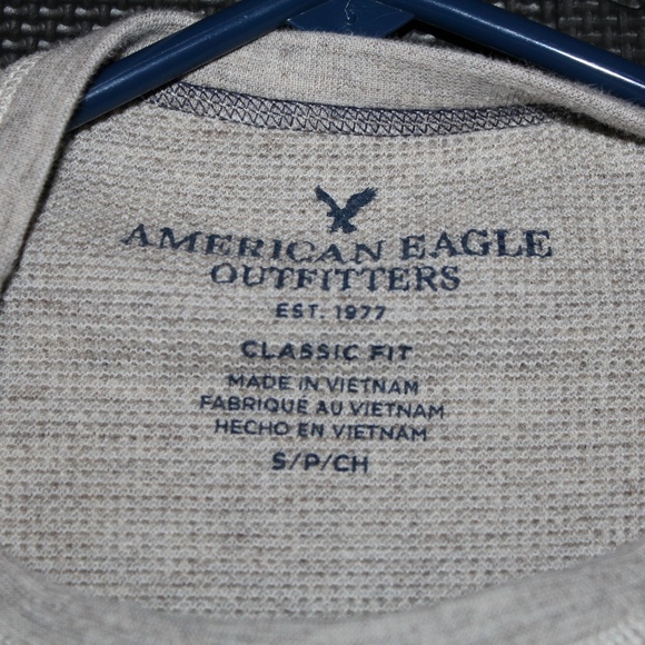American Eagle LS Shirt - Picture 2 of 4